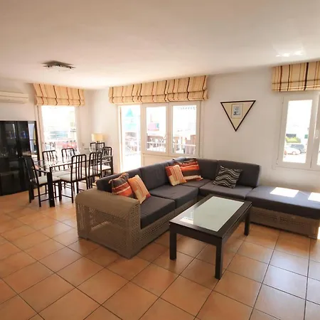 Duplex Fray Junipero *